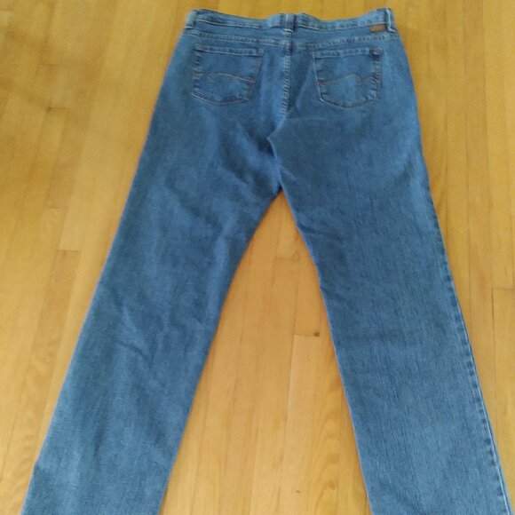 Jeans for Men, Lois, Made in Canada, Size - 34 - Picture 2 of 6